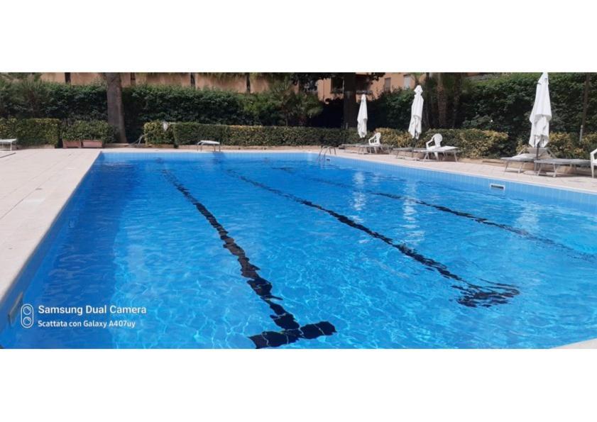 Frael Appartement Palermo Buitenkant foto
