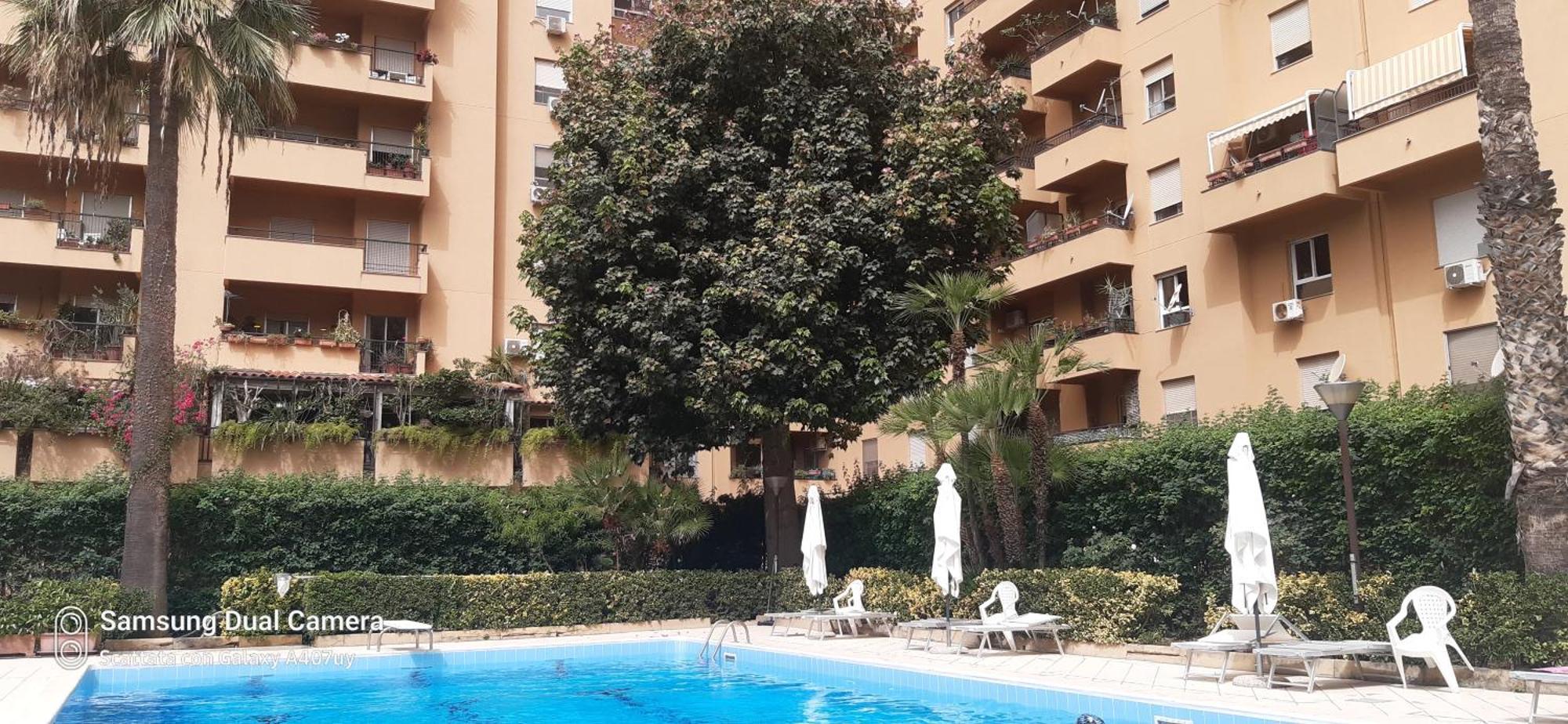 Frael Appartement Palermo Buitenkant foto